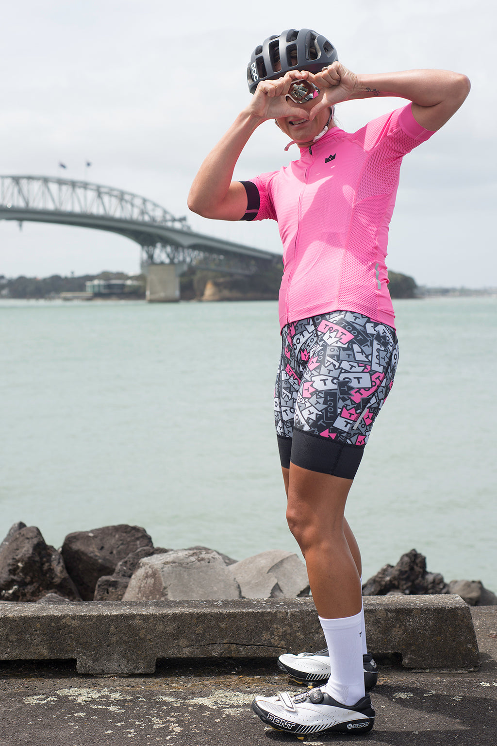 TOOT - SPLASH OF PINK STICKER BIBS